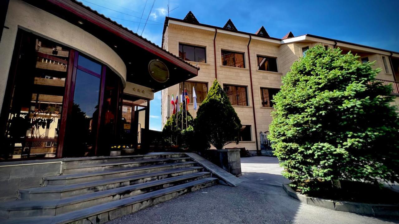 Olympia Garden Hotel Yerevan