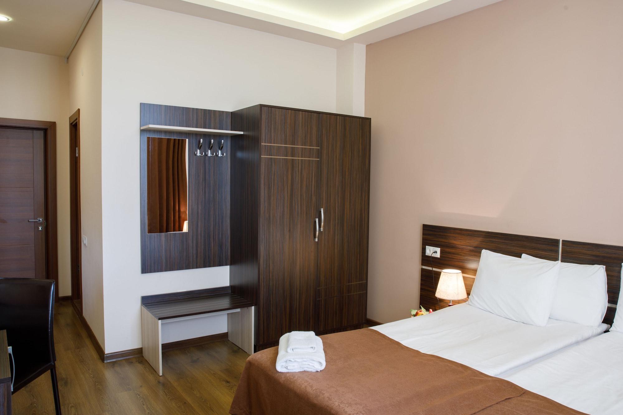 Hotel Olympia Garden