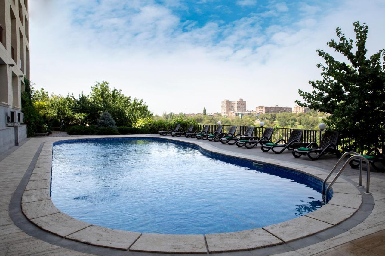 Hotel Olympia Garden 3*