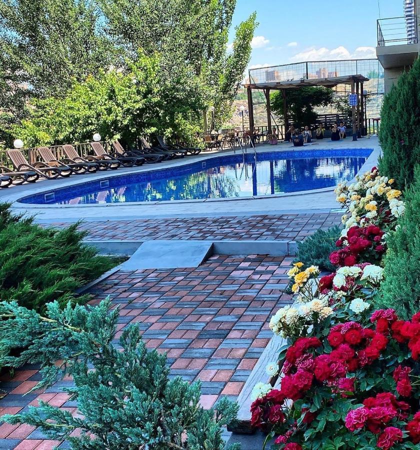 Olympia Garden