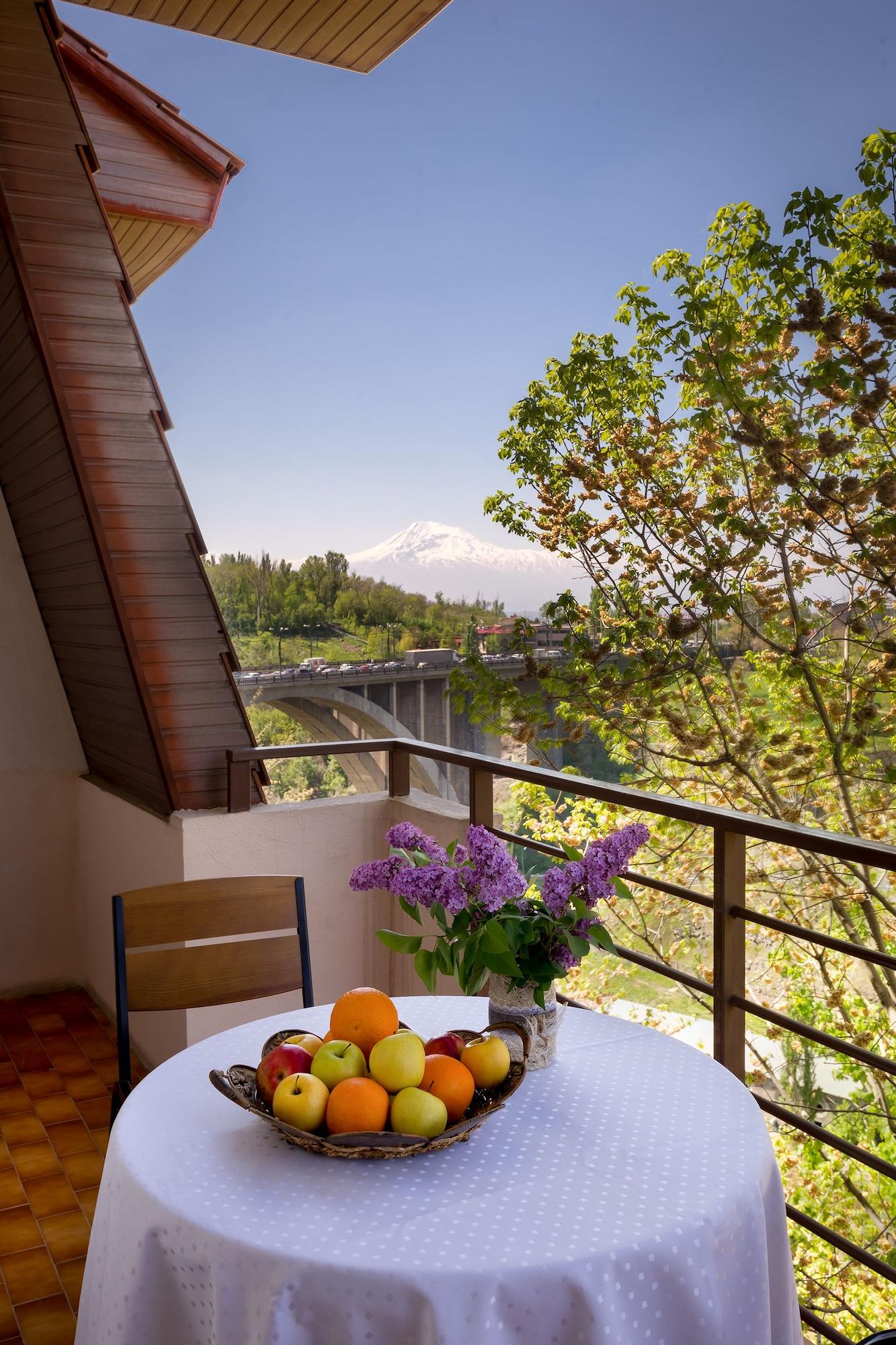 Olympia Garden Hotel 3*