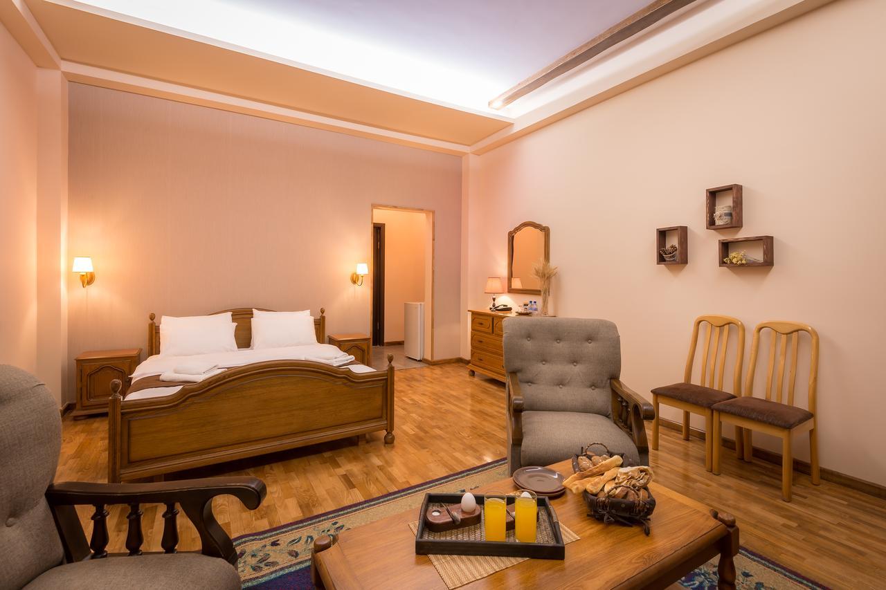 Olympia Garden Hotel Ereván
